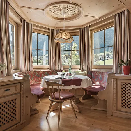 Appartementhaus Sennhuettn Hotel apartamentowy